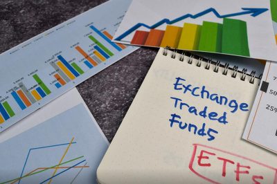 什么是追踪标普500指数的ETF？