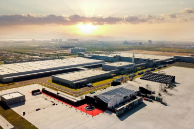 威马汽车将赴港IPO，挂表业绩亮眼